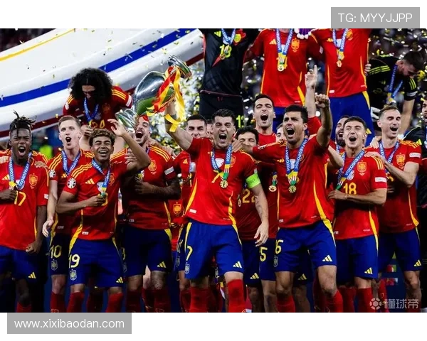 足球八大巨星集结 聚焦世界顶级球员的巅峰对决与荣耀时刻